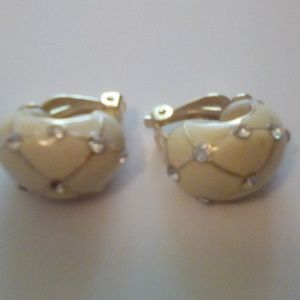 Vintage Enamel Clip on Earrings White